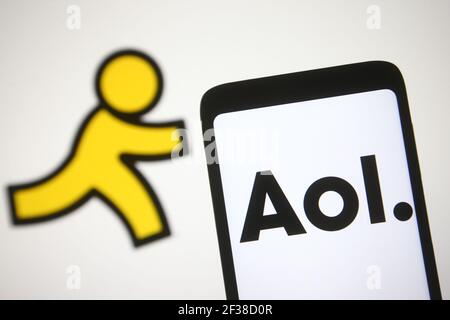 Ukraine. 15 mars 2021. Dans cette illustration, le logo AOL s'affiche sur l'écran d'un smartphone. Crédit : SOPA Images Limited/Alamy Live News Banque D'Images