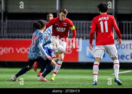 ALKMAAR, PAYS-BAS - MARS 15: Kian Fitz-Jim de Jong Ajax, Peer Koopmeiners de Jong AZ pendant le match néerlandais de Keukenkampidicoenie entre AZ U23 a Banque D'Images