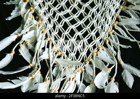 Cet art macrame fait de corde crochetée pour la décoration intérieure. Banque D'Images