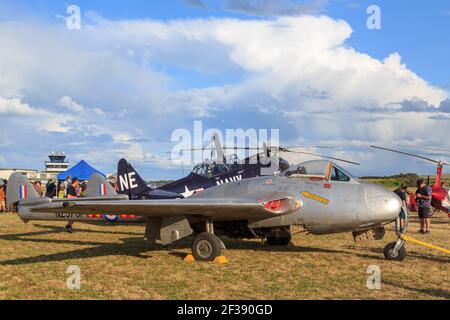 A de Havilland DH115 Vampire, un chasseur à réaction britannique des années 1940, exposé lors d'un spectacle aérien Banque D'Images