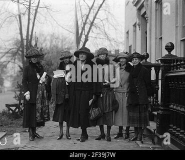 Les femmes éminentes à la conférence sur l'égalité des droits au Parti de la femme. Banque D'Images