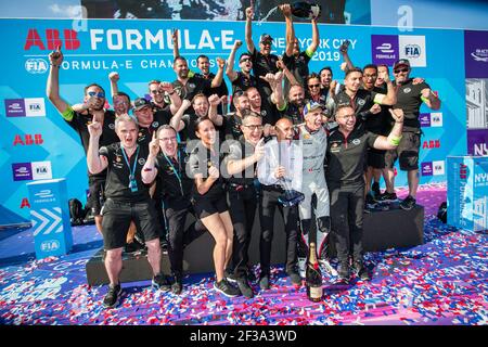 Nissan IM01 équipe Nissan e-digues, portrait podium pendant le championnat de Formule E 2019, à New-York, Etats-Unis, du 12 au 14 juillet - photo Germain Hazard / DPPI Banque D'Images