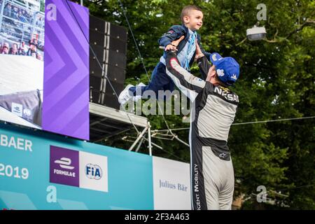 BUEMI Sebastien (che), Nissan IM01 team Nissan e-dams, podium lors du championnat de Formule E 2019, à Berne, Suisse du 20 au 22 juin - photo Germain Hazard / DPPI Banque D'Images