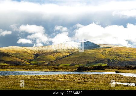 Parc national de PEN y Fan et Corn du Brecon Beacons En mars Banque D'Images
