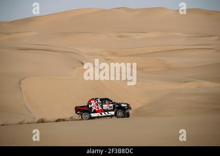 389 ZHITAO He (chn), ZHAO Kai (chn), Toyota, Yong Racing Team, Groupe T1, Classe 1, Auto, action pendant le Dakar 2019, étape 2, Pisco - San Juan de Marcona, pérou, le 8 janvier - photo Florent Gooden / DPPI Banque D'Images