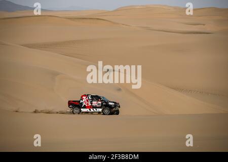 389 ZHITAO He (chn), ZHAO Kai (chn), Toyota, Yong Racing Team, Groupe T1, Classe 1, Auto, action pendant le Dakar 2019, étape 2, Pisco - San Juan de Marcona, pérou, le 8 janvier - photo Florent Gooden / DPPI Banque D'Images