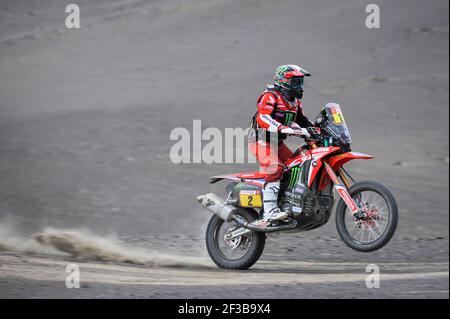 02 GONCALVES Paulo (por), Honda, Monster Energy Honda Team 2019, Motul, moto, action pendant la Dakar 2019, Stage 3, San Juan de Marcona - Arequipa, pérou, le 9 janvier - photo DPPI Banque D'Images