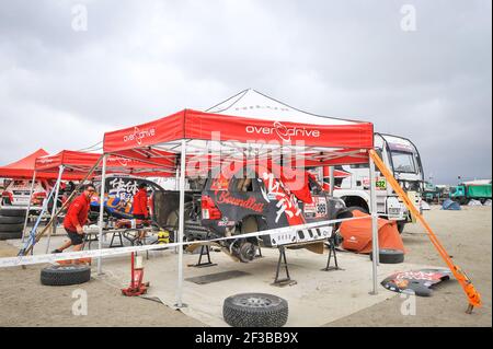 389 ZHITAO He (chn), ZHAO Kai (chn), Toyota, Yong Racing Team, Groupe T1, Classe 1, Auto, mécanique mécaniciens pendant le Dakar 2019, jour de repos Arequipa, pérou, le 12 janvier - photo DPPI Banque D'Images