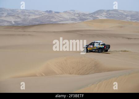 386 LIANG Yuxiang (chn), KOU Hongtao (chn), Toyota, Yong Racing Team, Groupe T1, Classe 1, Auto, action pendant le Dakar 2019, Stage 9, Pisco - Pisco, pérou, le 16 janvier - photo Florent Gooden / DPPI Banque D'Images