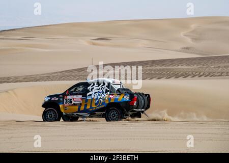 386 LIANG Yuxiang (chn), KOU Hongtao (chn), Toyota, Yong Racing Team, Groupe T1, Classe 1, Auto, action pendant le Dakar 2019, Stage 9, Pisco - Pisco, pérou, le 16 janvier - photo Florent Gooden / DPPI Banque D'Images