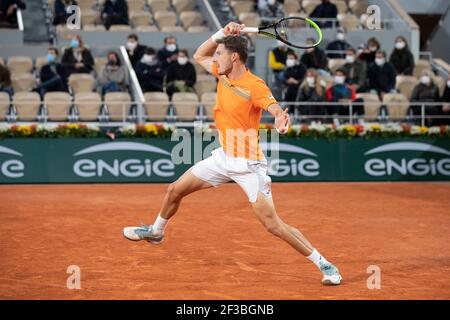 Pablo Carreno Busta, joueur de tennis espagnol, jouant un coup de main lors de l'Open de France 2020, Paris, France, Europe. Banque D'Images