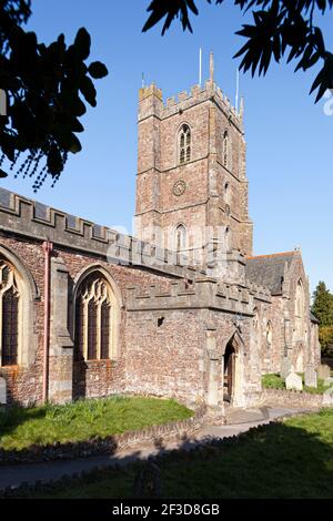 Église Saint-Georges dans la ville Exmoor de Dunster, Somerset, Royaume-Uni Banque D'Images