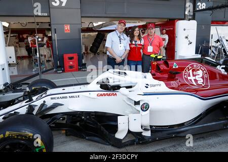 Oscar et Ruben FANGIO, fils de Juan Manuel Fangio, avec CALDERON Tatiana pendant le Championnat du monde de Formule 1 2018, Grand Prix d'Angleterre du 5 au 8 juillet, à Silverstone, Grande-Bretagne - photo Florent Gooden / DPPI Banque D'Images