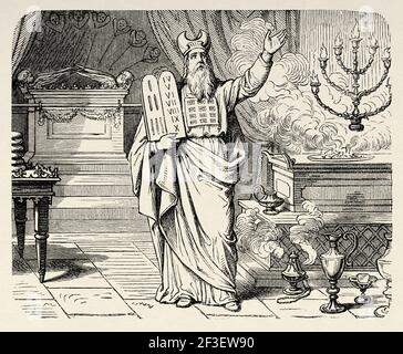 Moïse montrant les tables de la Loi avec les dix Commandements, Livre d'Exode, ancien Testament, illustration gravée de l'Histoire de la Bible 1883 Banque D'Images