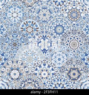 Motif lumineux sans couture avec des mandalas colorés de style oriental. Décoration multicolore arabe pour impression sur papier de minerai de tissu. Illustration de Vecteur