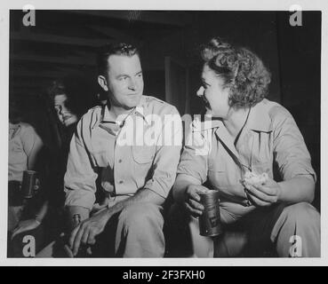 Vintage Photograph, soldat des États-Unis se détendant au Camp Huckstep, Égypte, Seconde Guerre mondiale, 1944 Banque D'Images