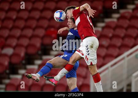 MIDDLESBROUGH, ANGLETERRE. 16 MARS : la DAEL Fry de Middlesbrough conteste un cueilleur avec Emil Riis Jakobsen de Preston North End lors du match de championnat Sky Bet entre Middlesbrough et Preston North End au stade Riverside, à Middlesbrough, le mardi 16 mars 2021. (Credit: Mark Fletcher | MI News) Credit: MI News & Sport /Alay Live News Banque D'Images