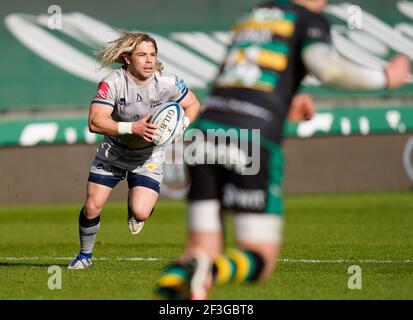 Solde Sharks Scrum-Half FAF de Klerk se coupe lors d'un match de rugby Union Round 13 Gallagher Premiership, samedi 13 mars 2021, à Northampton, Unis Banque D'Images