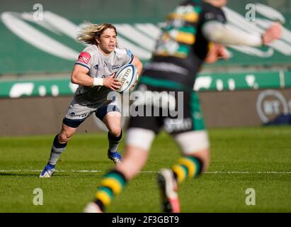 Solde Sharks Scrum-Half FAF de Klerk se coupe lors d'un match de rugby Union Round 13 Gallagher Premiership, samedi 13 mars 2021, à Northampton, Unis Banque D'Images