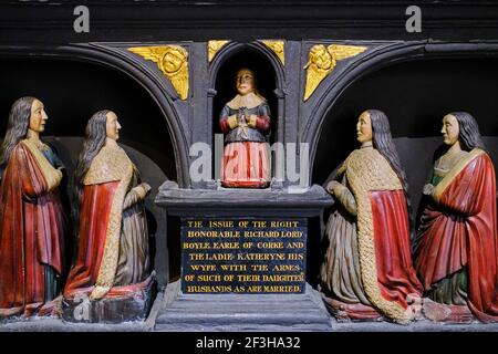 République d'Irlande; Dublin, église de la cathédrale St Patrick est une église nationale de la République d'Irlande, tombe de la famille de Bowle datant de 1632 Banque D'Images