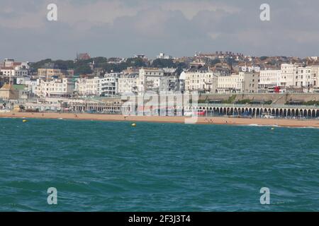 Vue sur Brighton et Madeira Drive depuis la mer | architecte : divers | Banque D'Images