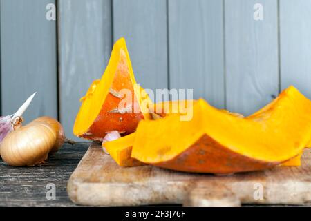 Citrouille orange en tranches Banque D'Images