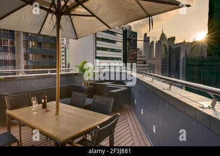 V appartements avec services, Causeway Bay, Hong Kong (designer: Anderson Lee) Banque D'Images