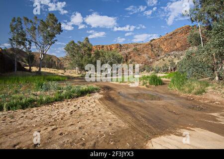 La route vers le parc national de n'dala gorge dans le territoire du Nord, Australie Banque D'Images