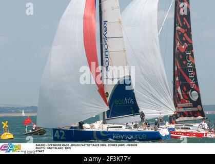 VOILE - COURSE OFFSHORE - ROLEX FASTNET COURSE 2009 - COWES (GBR) - 09/08/09PHOTO : GARY BLAKE / DPPI START Banque D'Images