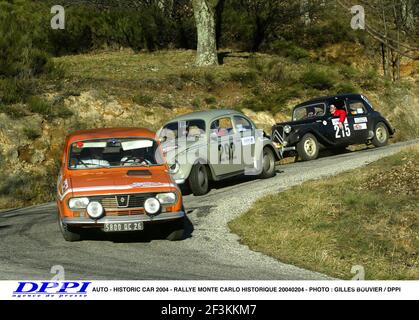 AUTO - VOITURE HISTORIQUE 2004 - RALLYE MONTE CARLO HISTORIQUE 20040204 - PHOTO : GILLES BOUVIER / ACTION DPPI Banque D'Images