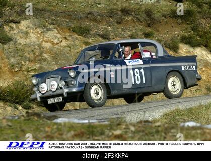 AUTO - VOITURE HISTORIQUE 2004 - RALLYE MONTE CARLO HISTORIQUE 20040204 - PHOTO : GILLES BOUVIER / DPPI PATOUNAS / PATOUNAS - ACTION RAPIDE SUNBEAM Banque D'Images