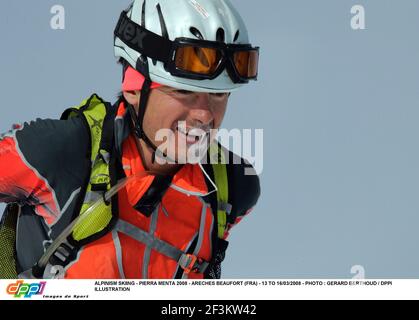 SKI ALPIN - PIERRA MENTA 2008 - ARECHES BEAUFORT (FRA) - 13 AU 16/03/2008 - PHOTO : GERARD BERTHOUD / DPPIILLUSTRATION Banque D'Images