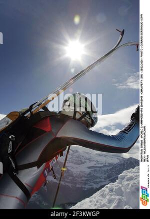 SKI DE MONTAGNE - CHAMPIONNATS DU MONDE 2007/2008 - CHAMPERY (SUI) - 26/02/2008 - PHOTO : GERARD BERTHOUD / DPPIMEN - WILLIAM BON MARDION(FRA) Banque D'Images