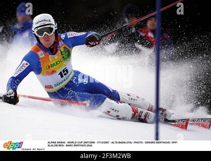 SKI ALPIN - COUPE DU MONDE 2007/2008 - 17/12/2007 - ALTA BADIA (ITA) - PHOTO : GERARD BERTHOUD / DPPI SLALOM MEN - MARC BERTHOD (SUI) Banque D'Images