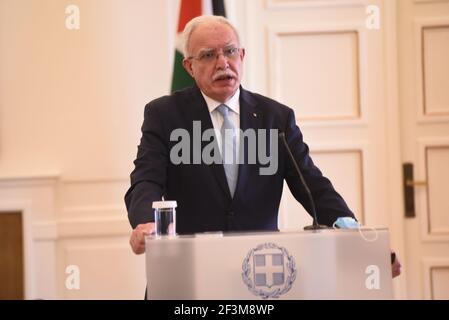 Athènes, Grèce. 16 mars 2021. Riyad al-Maliki Ministre des Affaires étrangères de l'Autorité nationale palestinienne, lors des déclarations à la presse avec le ministre grec des Affaires étrangères Nikos Dendias à Athènes, Grèce, le 16 mars 2021. (Photo par Dimitrios Karvountzis/Pacific Press/Sipa USA) crédit: SIPA USA/Alay Live News Banque D'Images