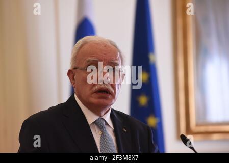 Athènes, Grèce. 16 mars 2021. Riyad al-Maliki Ministre des Affaires étrangères de l'Autorité nationale palestinienne, lors des déclarations à la presse avec le ministre grec des Affaires étrangères Nikos Dendias à Athènes, Grèce, le 16 mars 2021. (Photo par Dimitrios Karvountzis/Pacific Press/Sipa USA) crédit: SIPA USA/Alay Live News Banque D'Images