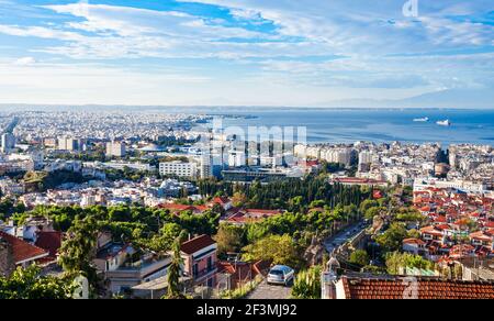 Vue panoramique aérienne de Thessalonique. Thessalonique est la deuxième plus grande ville de Grèce et la capitale de la Macédoine grecque. Banque D'Images