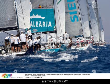 VOILE - 07 BREITLING MEDCUP - COPA DEL REY - PALMA DE MAJORQUE (ESP) - 30/07/2007 AU 04/08/2007 PHOTO : HEINRICH HECHT / DPPI TP52 ILLUSTRATION DE LA FLOTTE Banque D'Images