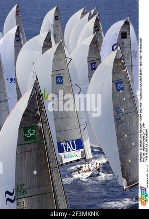 VOILE - 07 BREITLING MEDCUP - COPA DEL REY - PALMA DE MAJORQUE (ESP) - 30/07/2007 AU 04/08/2007 PHOTO : HEINRICH HECHT / DPPI TP52 ILLUSTRATION DE LA FLOTTE Banque D'Images