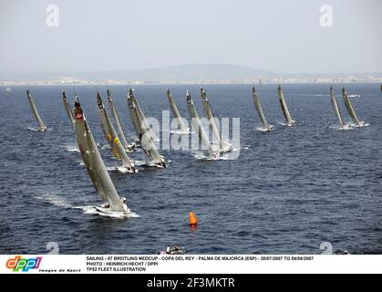 VOILE - 07 BREITLING MEDCUP - COPA DEL REY - PALMA DE MAJORQUE (ESP) - 30/07/2007 AU 04/08/2007 PHOTO : HEINRICH HECHT / DPPI TP52 ILLUSTRATION DE LA FLOTTE Banque D'Images