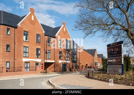 Gun Hill Park fait partie de Wellesley Estate, nouveau développement par Weston Homes à Aldershot, Hampshire, Angleterre, Royaume-Uni Banque D'Images