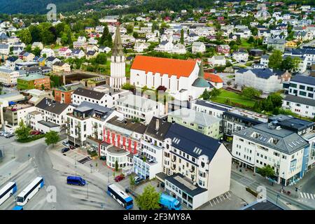 Vue panoramique aérienne de Molde. Molde est une ville et municipalité dans Romsdal, la Norvège. Banque D'Images