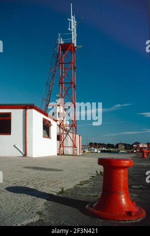 Regardez la tour, le phare et le bureau de Glasson Dock près de Lancaster en 1991 Banque D'Images