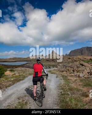 Le paradis du cyclisme sur l'île de Leka, en Norvège Banque D'Images