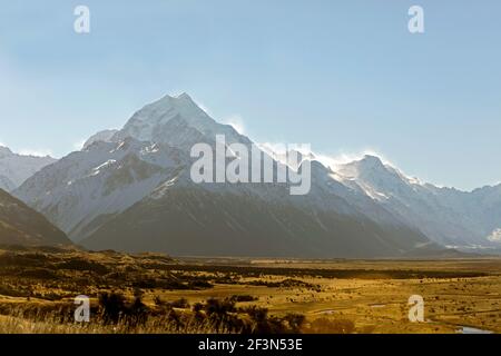 Vue à l'intérieur du parc national d'Aoraki/Mount Cook, depuis la State Highway 80, à proximité du village de Mount Cook Banque D'Images
