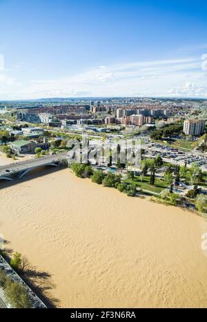 Point de vue de la basilique notre-Dame de la Cathédrale de Pilar.ville de Saragosse vieille ville en Espagne Banque D'Images