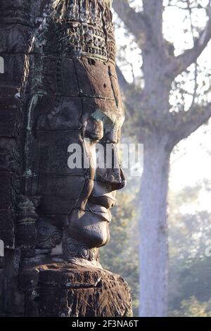 Angkor Thom était la dernière et la plus durable capitale de l'empire khmer. Il a été établi à la fin du XIIe siècle par le roi Jayavarman VII Il Banque D'Images