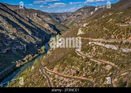 Virages en épingle à cheveux sur la route D43, au-dessus du Tarn, Gorges du Tarn, près du village de la Malène, commune du département de Lozère, région occitanie, France Banque D'Images