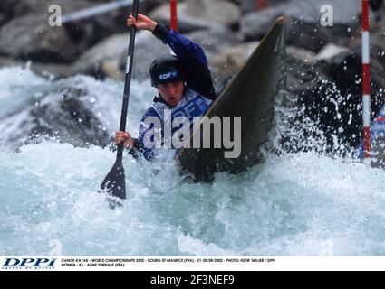 CANOË KAYAK - CHAMPIONNATS DU MONDE 2002 - BOURG-ST-MAURICE (FRA) - 21-25/08/2002 - PHOTO: IGOR MEIJER / DPPI FEMMES - K1 - ALINE TORNARE (FRA) Banque D'Images