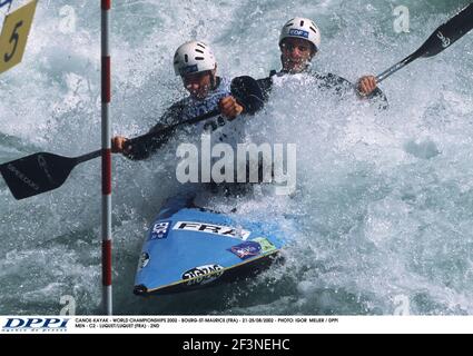 CANOË KAYAK - CHAMPIONNATS DU MONDE 2002 - BOURG-ST-MAURICE (FRA) - 21-25/08/2002 - PHOTO: IGOR MEIJER / DPPI HOMMES - C2 - LUQUET/LUQUET (FRA) - 2E Banque D'Images